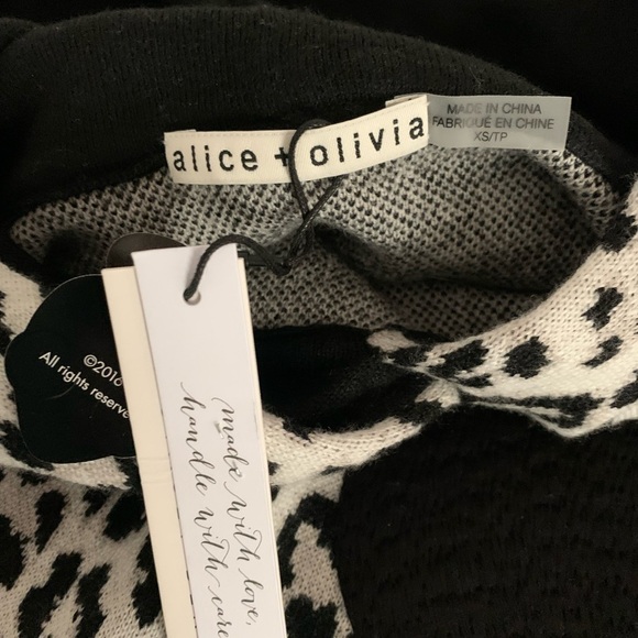 Alice + Olivia Oscar Embellished Relaxed Hoodie - Picture 4 of 12